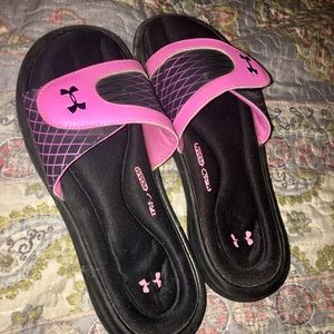 Under Armor Slides Memory Foam Velcro Size 6 Black